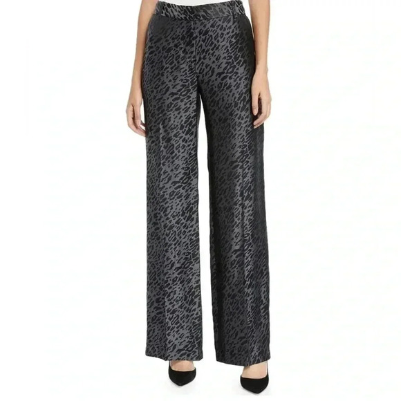 Equipment Femme Arwen Silk Wide Leg Gray Leopard PrintTrousers Size 2 - Picture 1 of 11